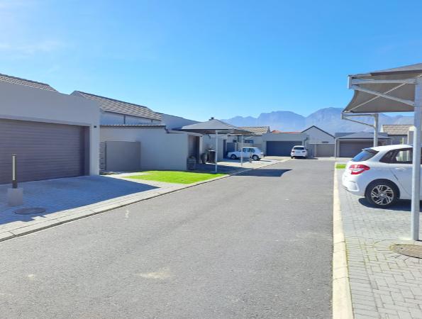 3 Bedroom Property for Sale in Anchorage Park Western Cape